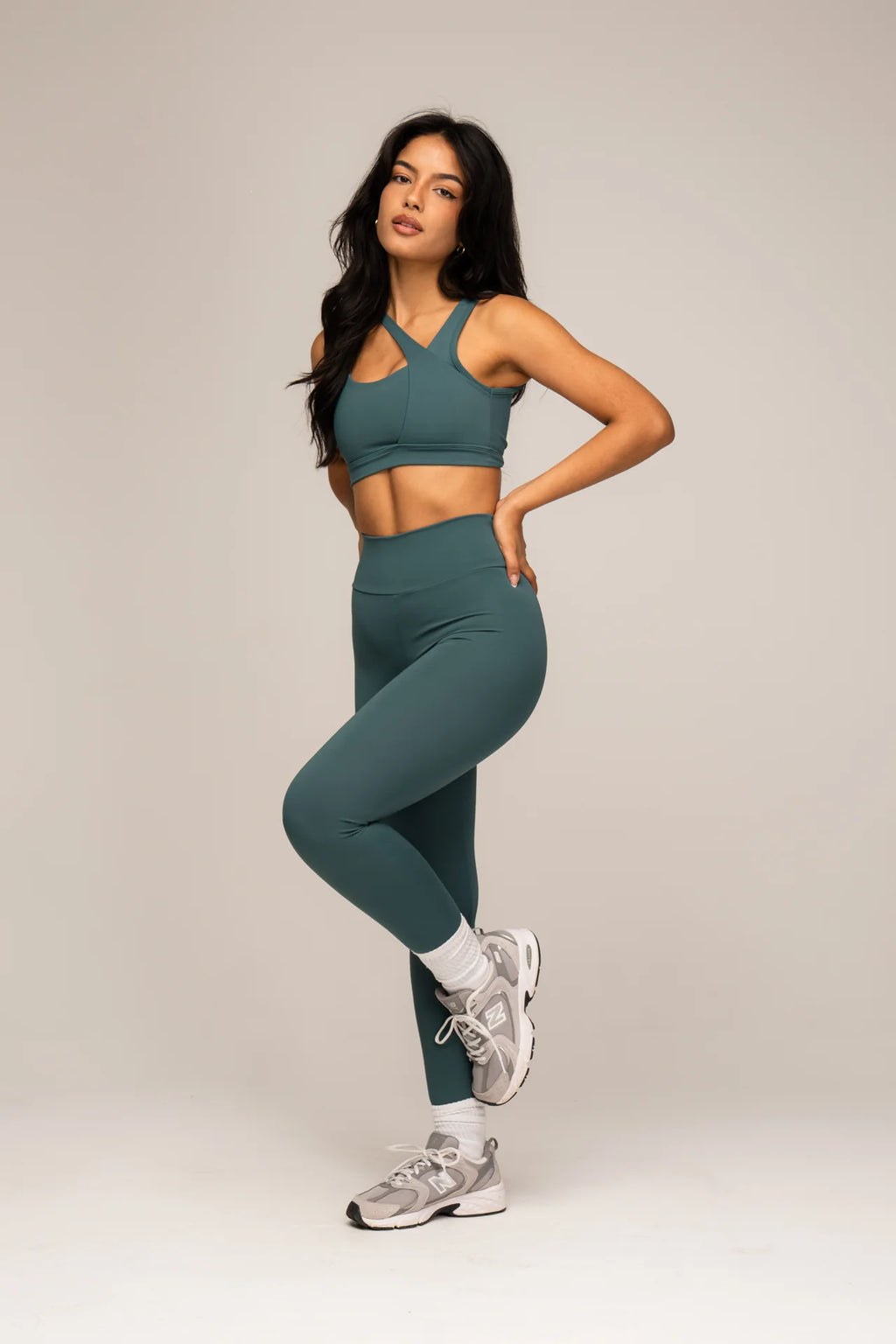Conjunto Legging e Top Ess - Verde