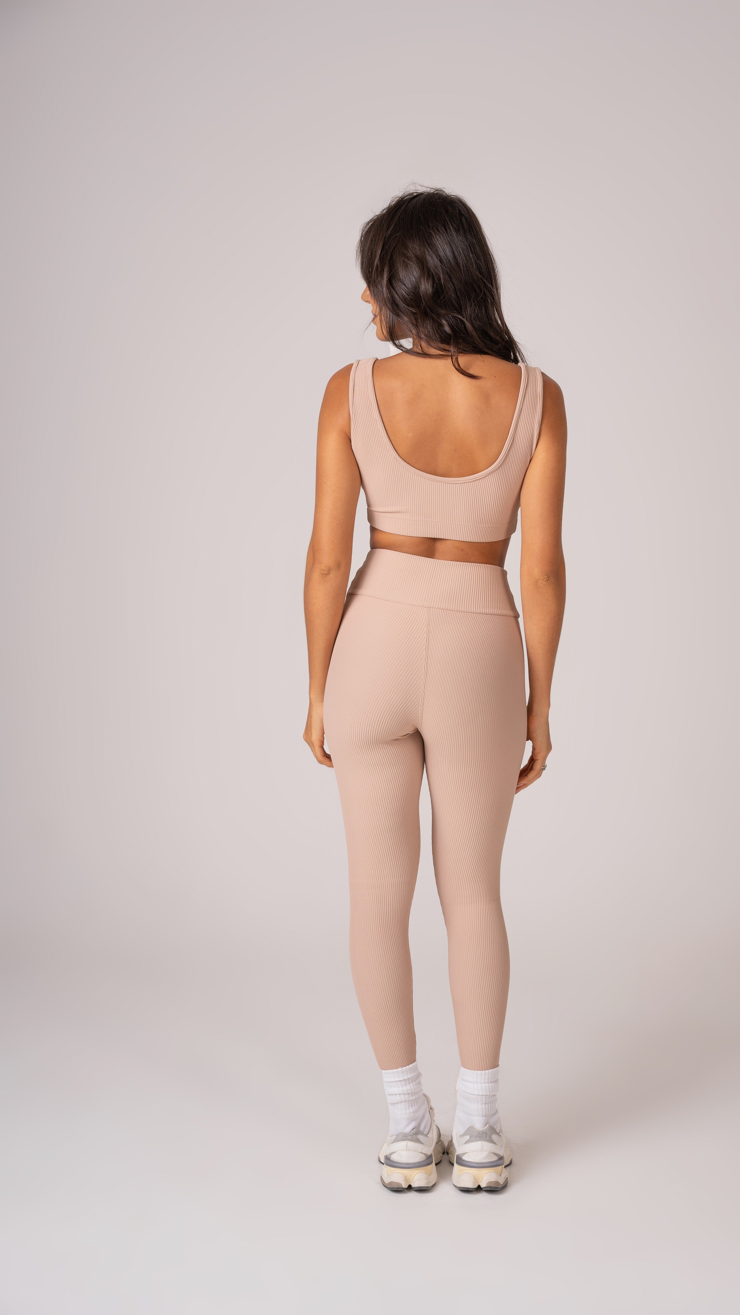Conjunto Legging e Top Alças Retas Bege