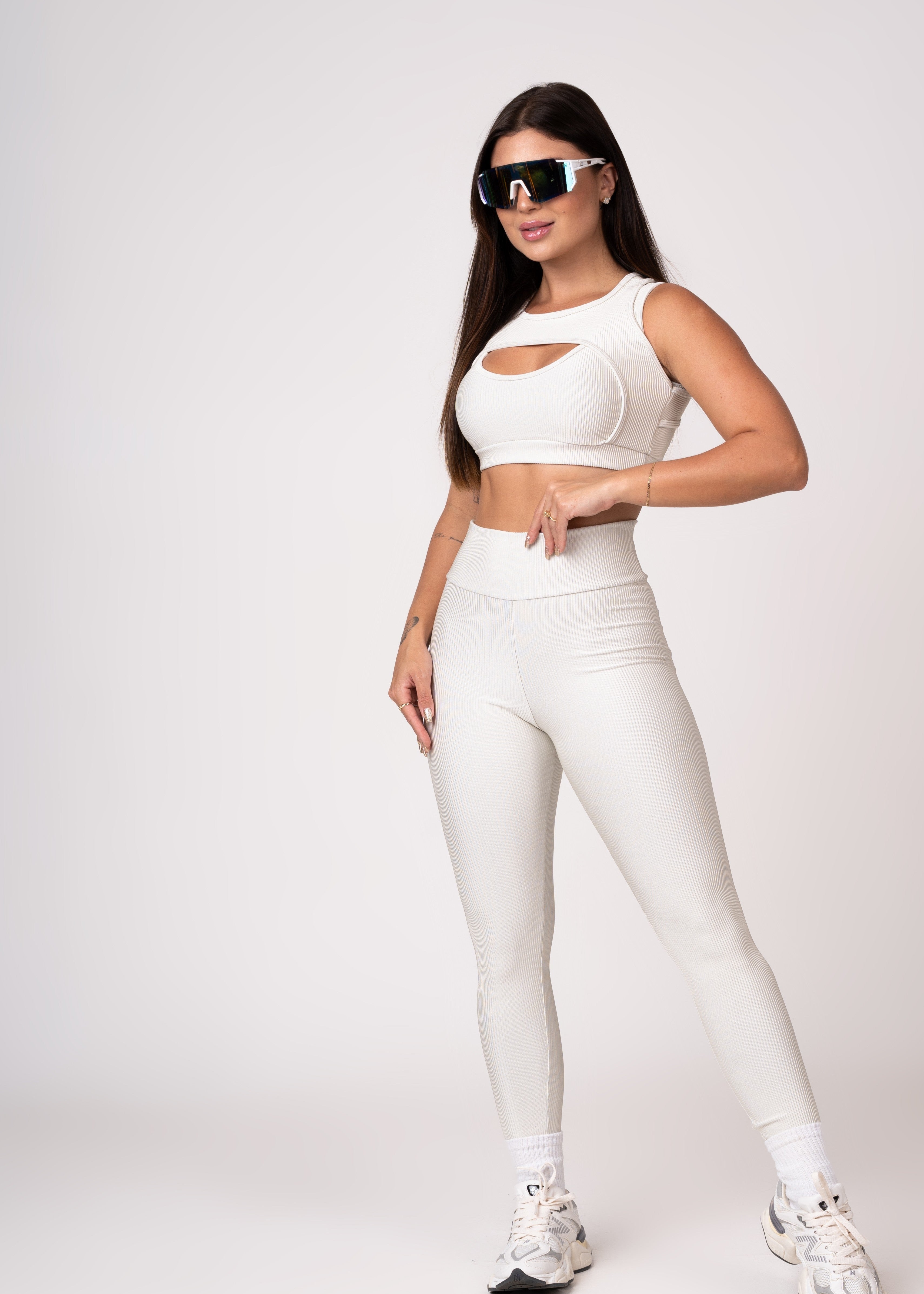 Conjunto Off White Legging e Top Borboleta